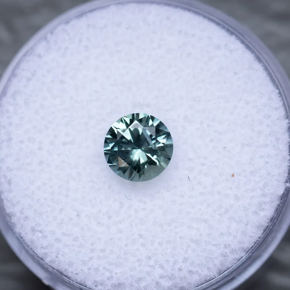 1.26CT ROUND MONTANA SAPPHIRE, LIGHT TEAL BLUE GREEN, 6.3X4.2MM