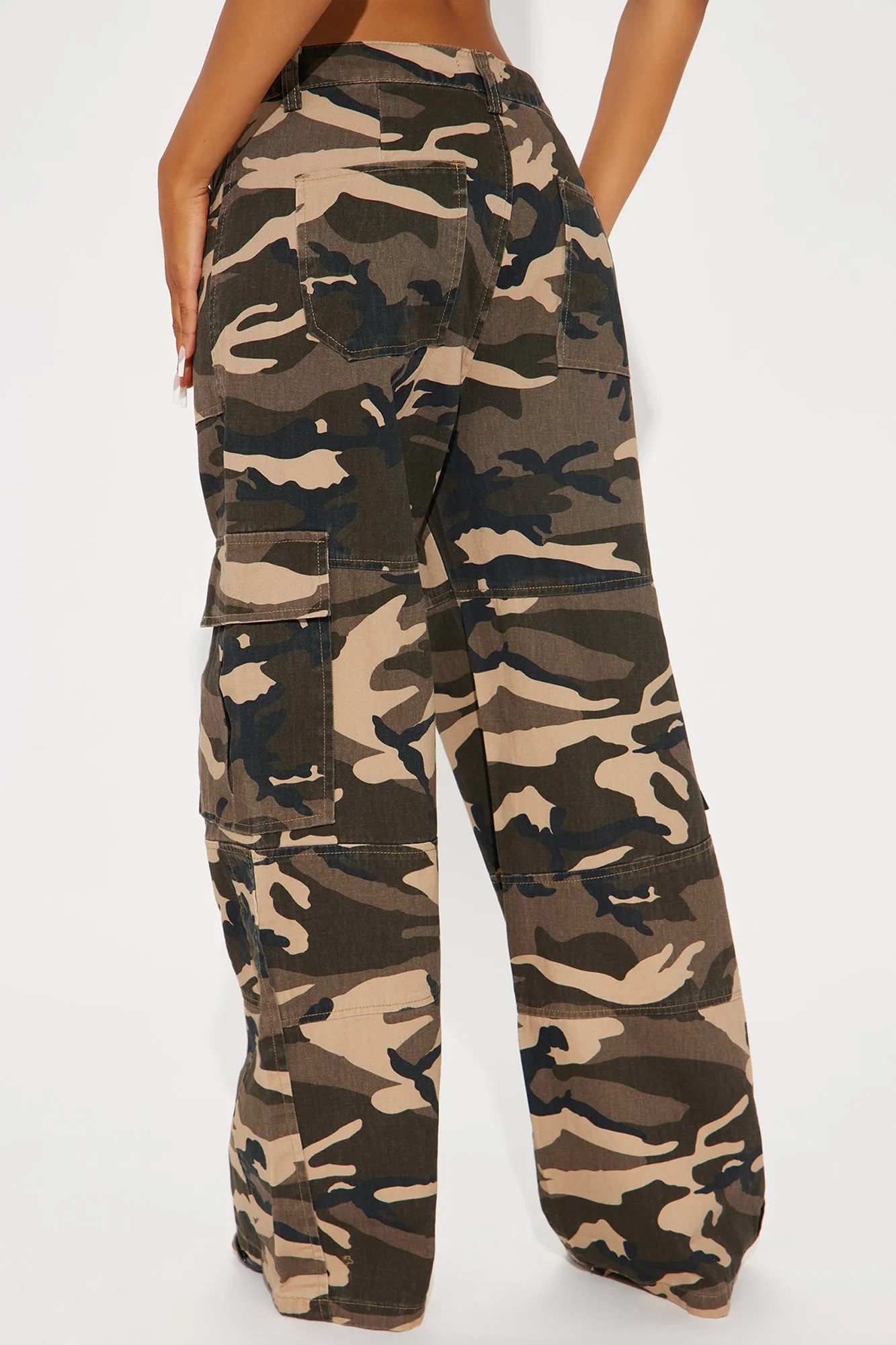 Caught Up With You Camo Cargo Pant - Olive/combo