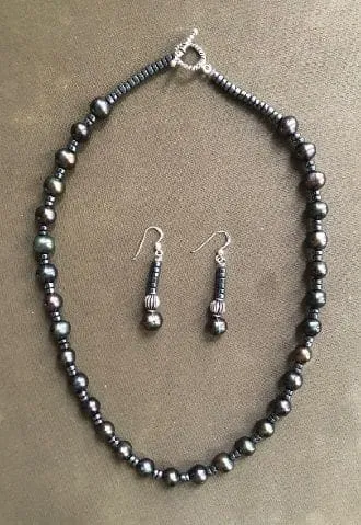 Dark freshwater pearl and hematite necklace earring set