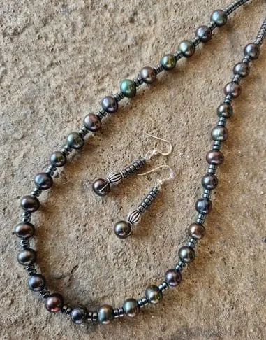 Dark freshwater pearl and hematite necklace earring set