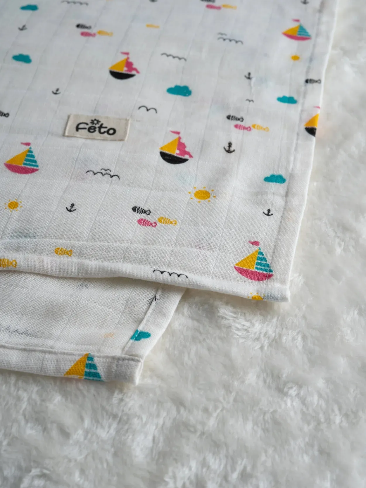 FETO COTTON MUSLIN SWADLE WRAP - BOAT FISH OFF WHITE