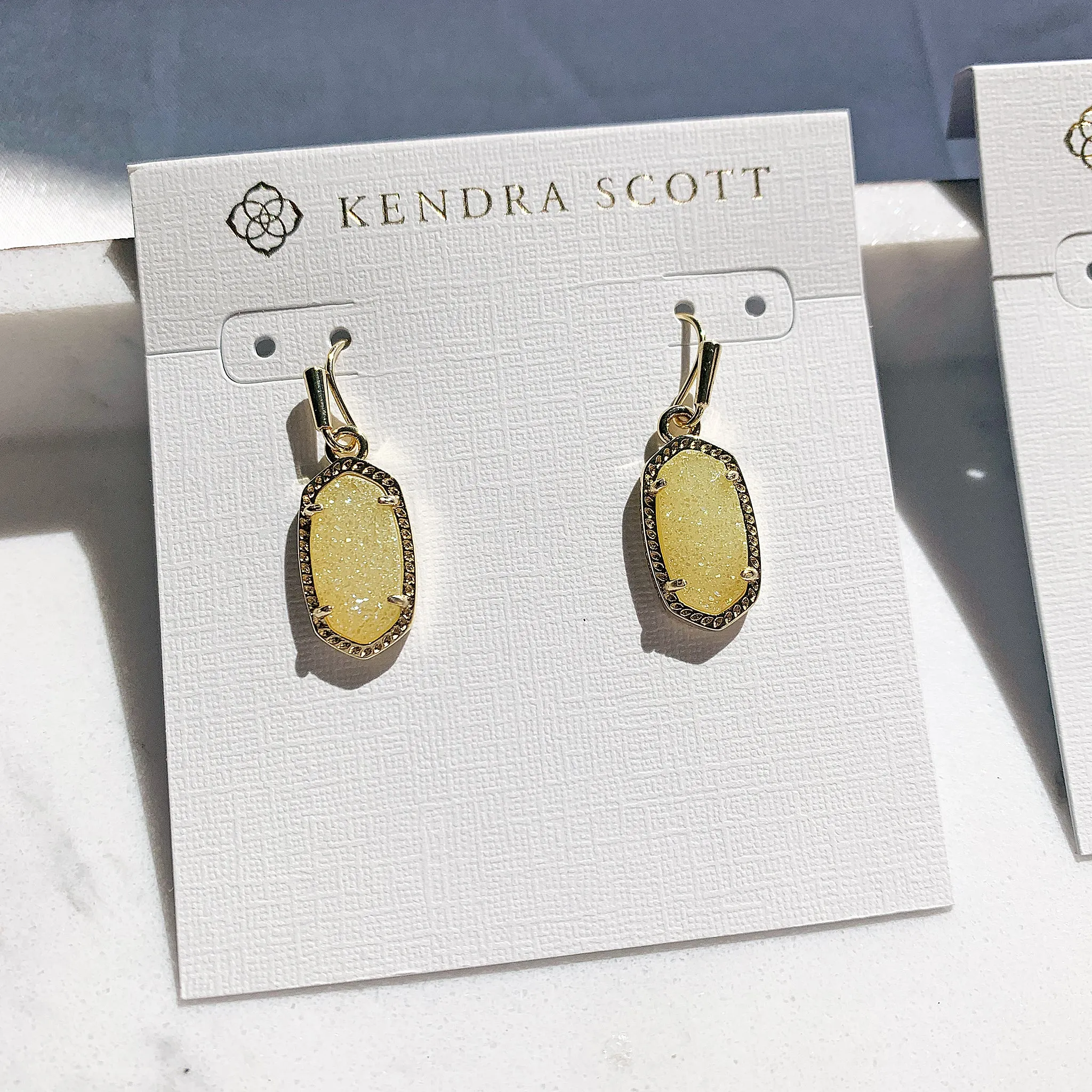 Kendra Scott Lee Oval Dangle Earrings in Light Yellow Drusy and Gold