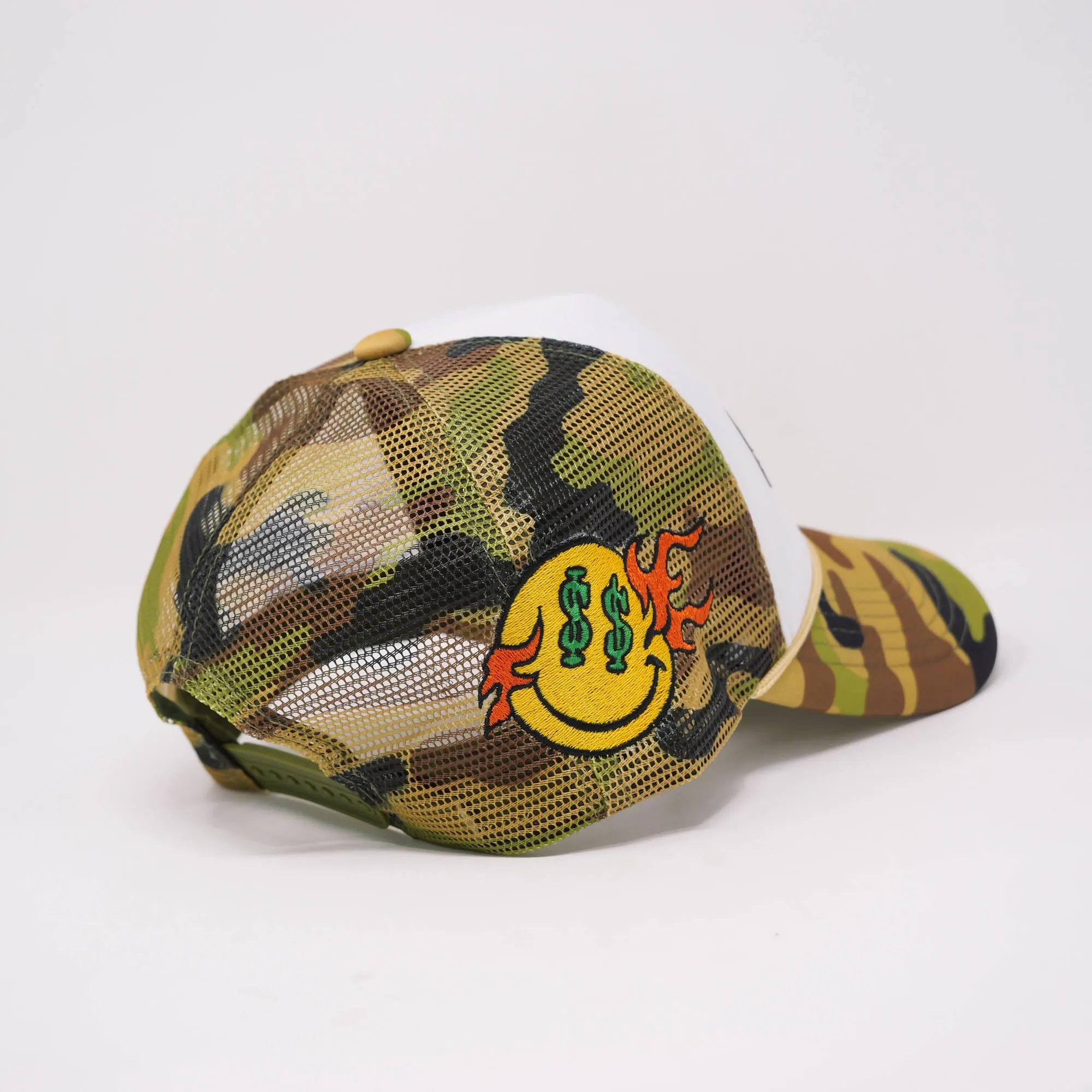 LUCKY ROLL TRUCKER HAT CAMO GREEN