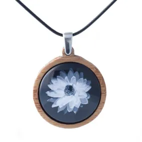 Myrtle & Me Everlasting Daisy Pendant