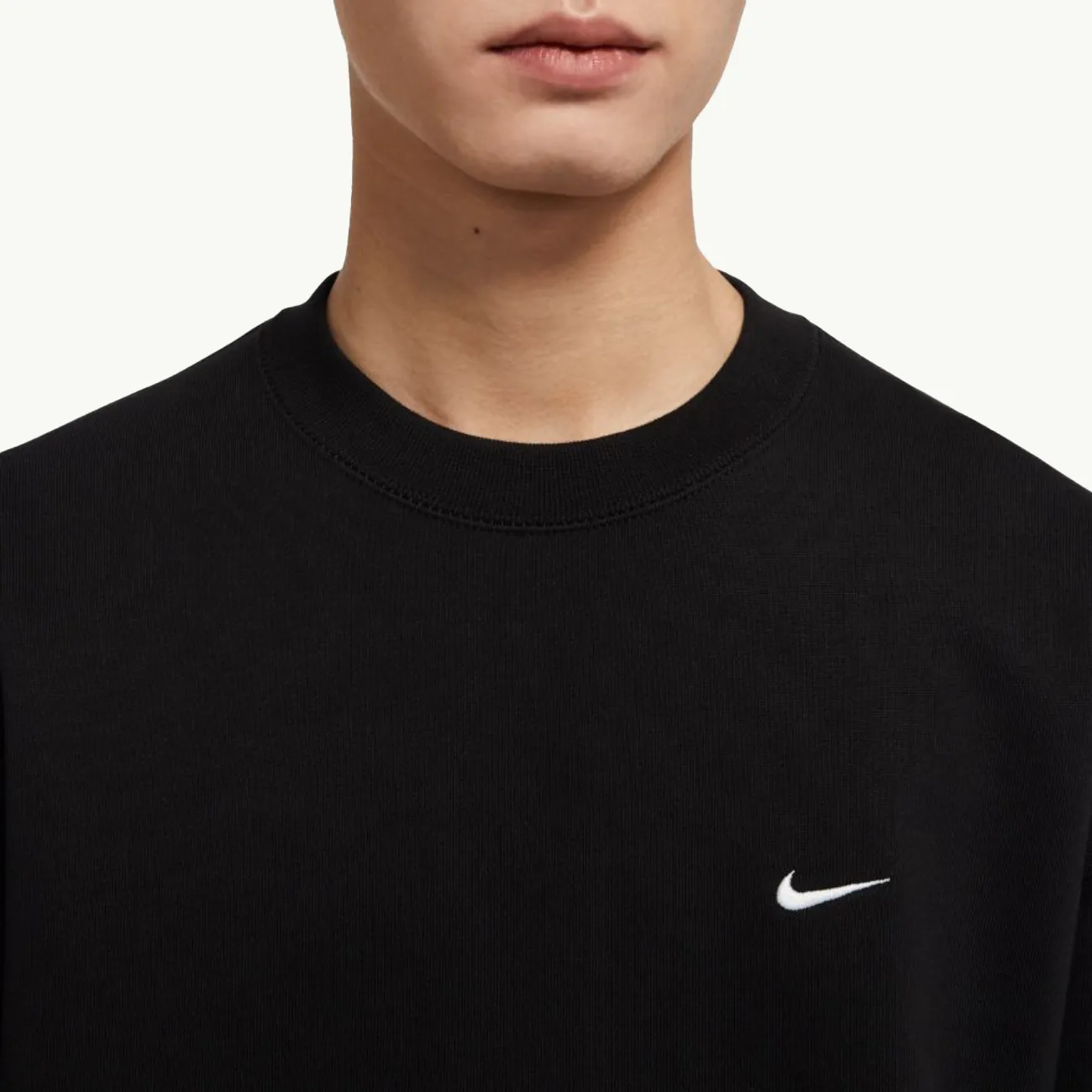 NRG Soloswoosh Fleece Crew - Black/White