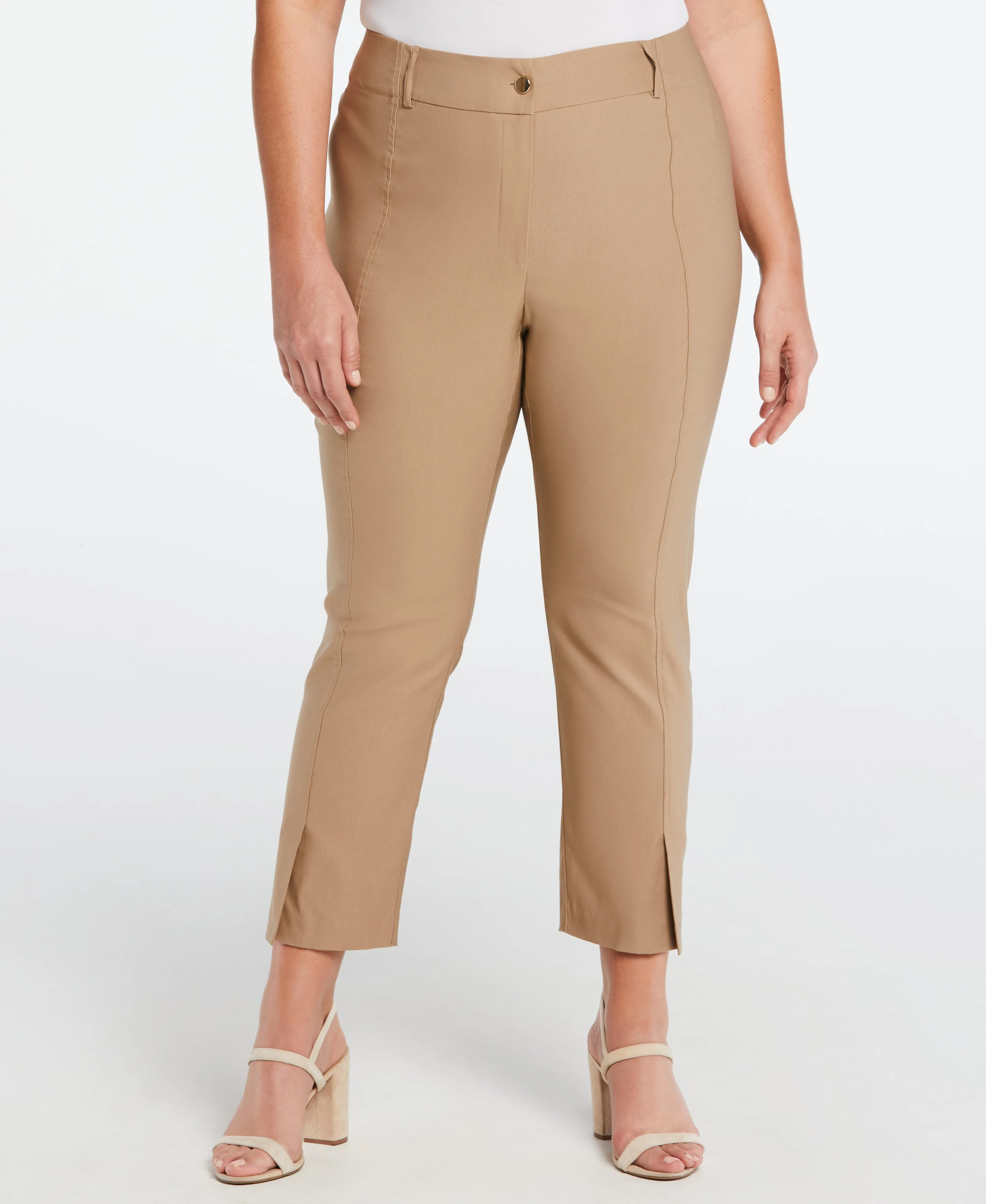 Plus Size Classic Fit Seamed Straight Leg Crop Pant with Vents