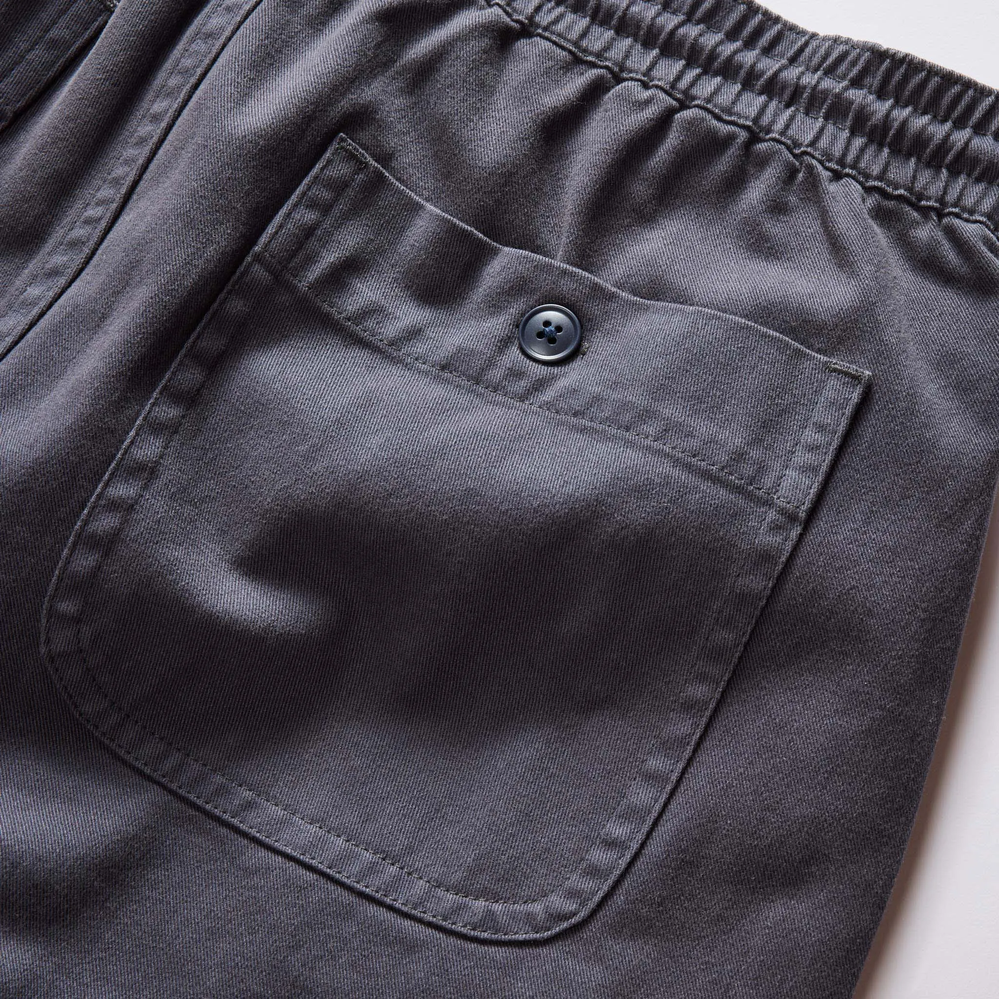 The Apres Short in Organic Dark Blue Foundation Twill