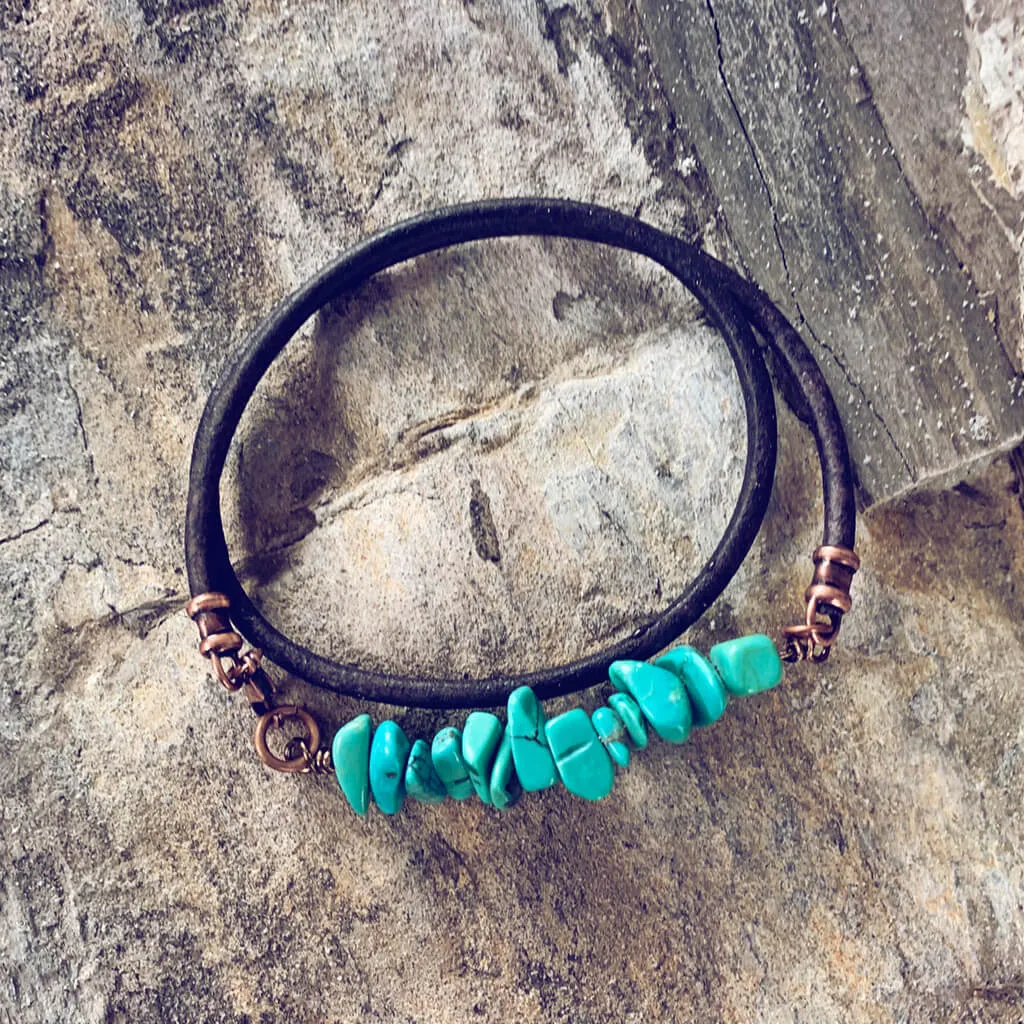 turquoise chip // unisex leather wrap bracelet - choker