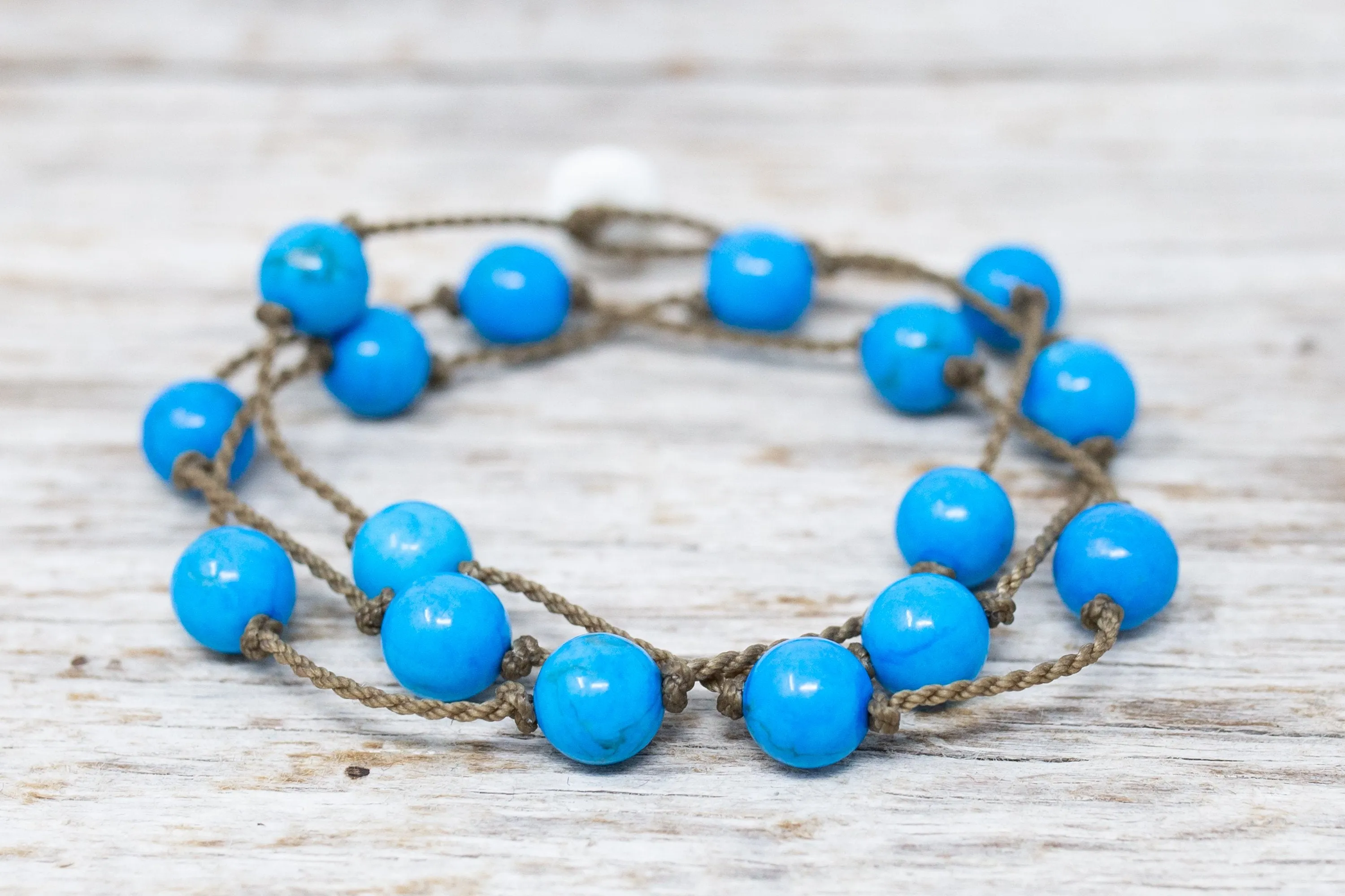 Wrap-1228-Island Blue Howlite Round Medium